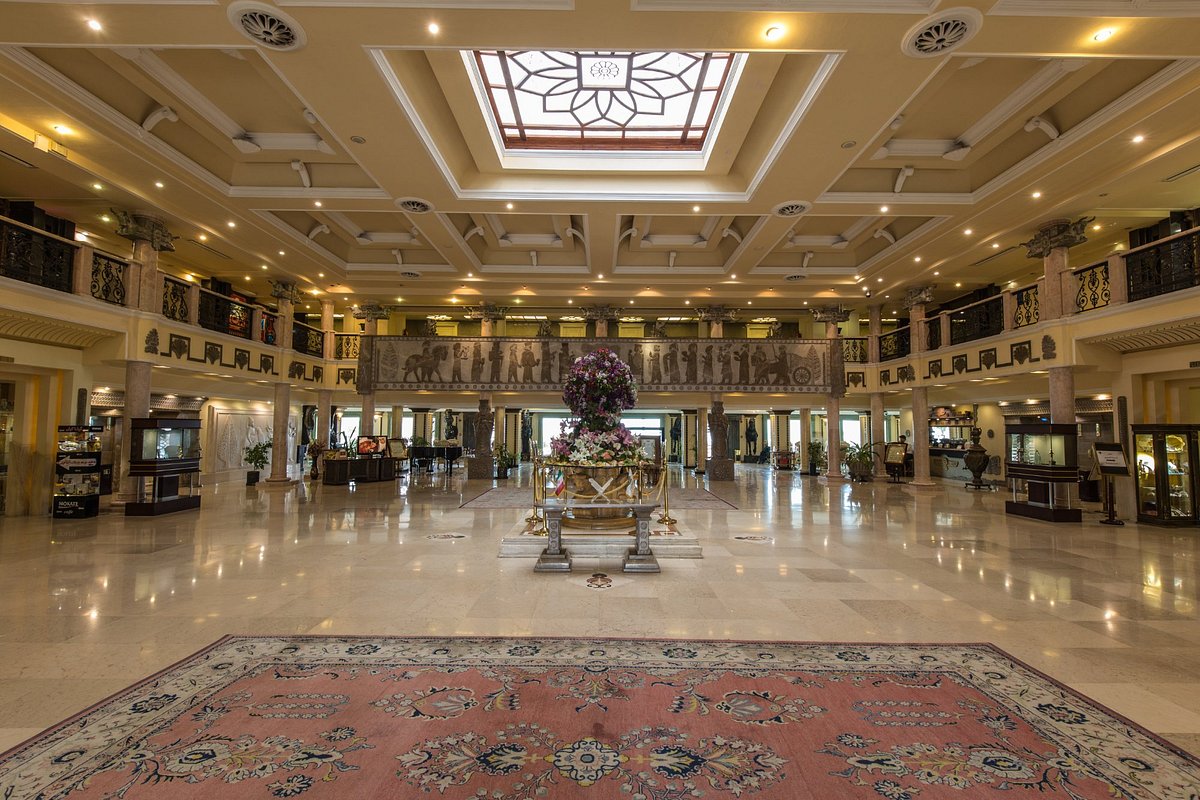 Dariush Grand Hotel